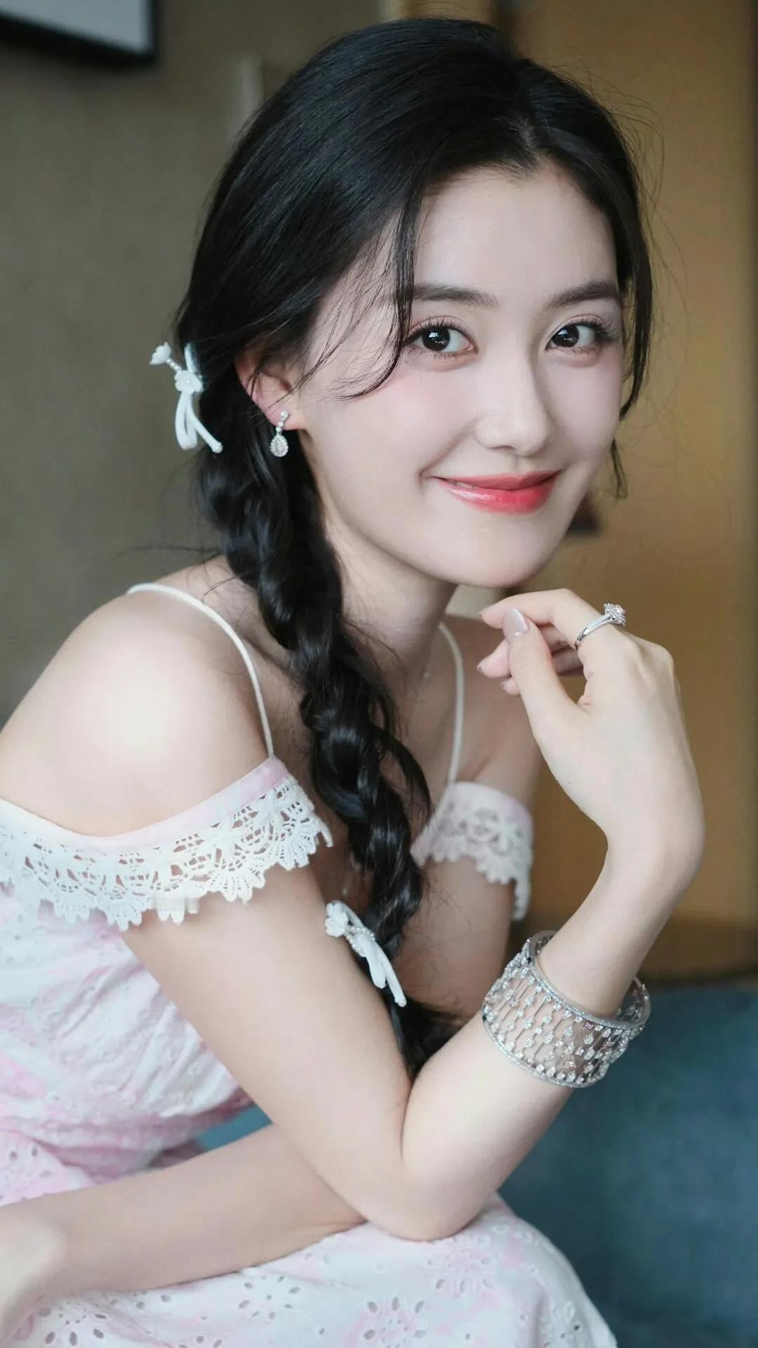 蒋依依你说美不美