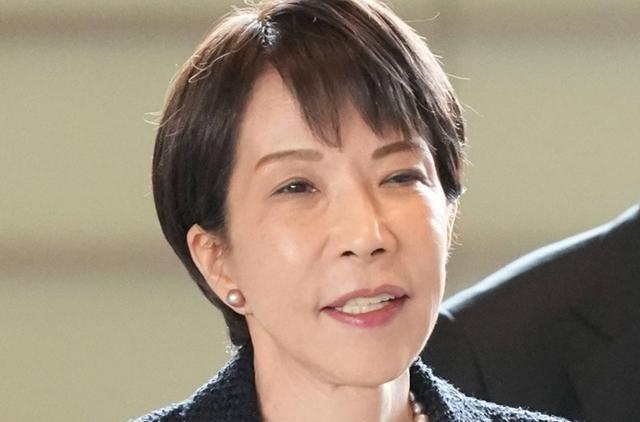 针对美国总统 特朗普点名 日本 介入 霍尔木兹海峡 护航的要求，一向对美国“唯唯