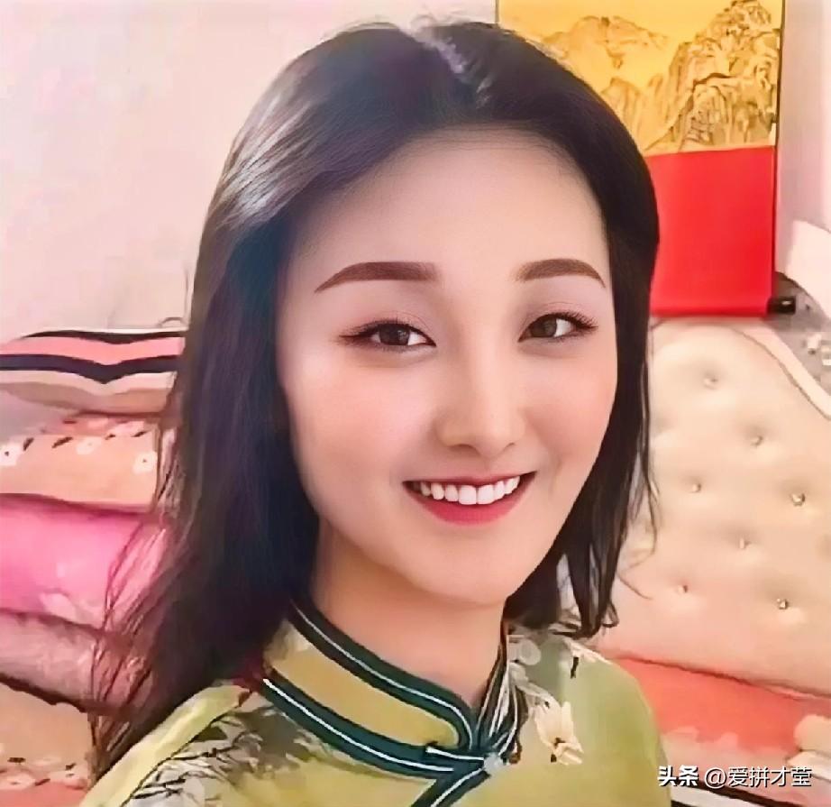 大衣哥终于把话挑明，原来陈亚男和朱小伟离婚不是钱的事儿。2020年10月，两人经