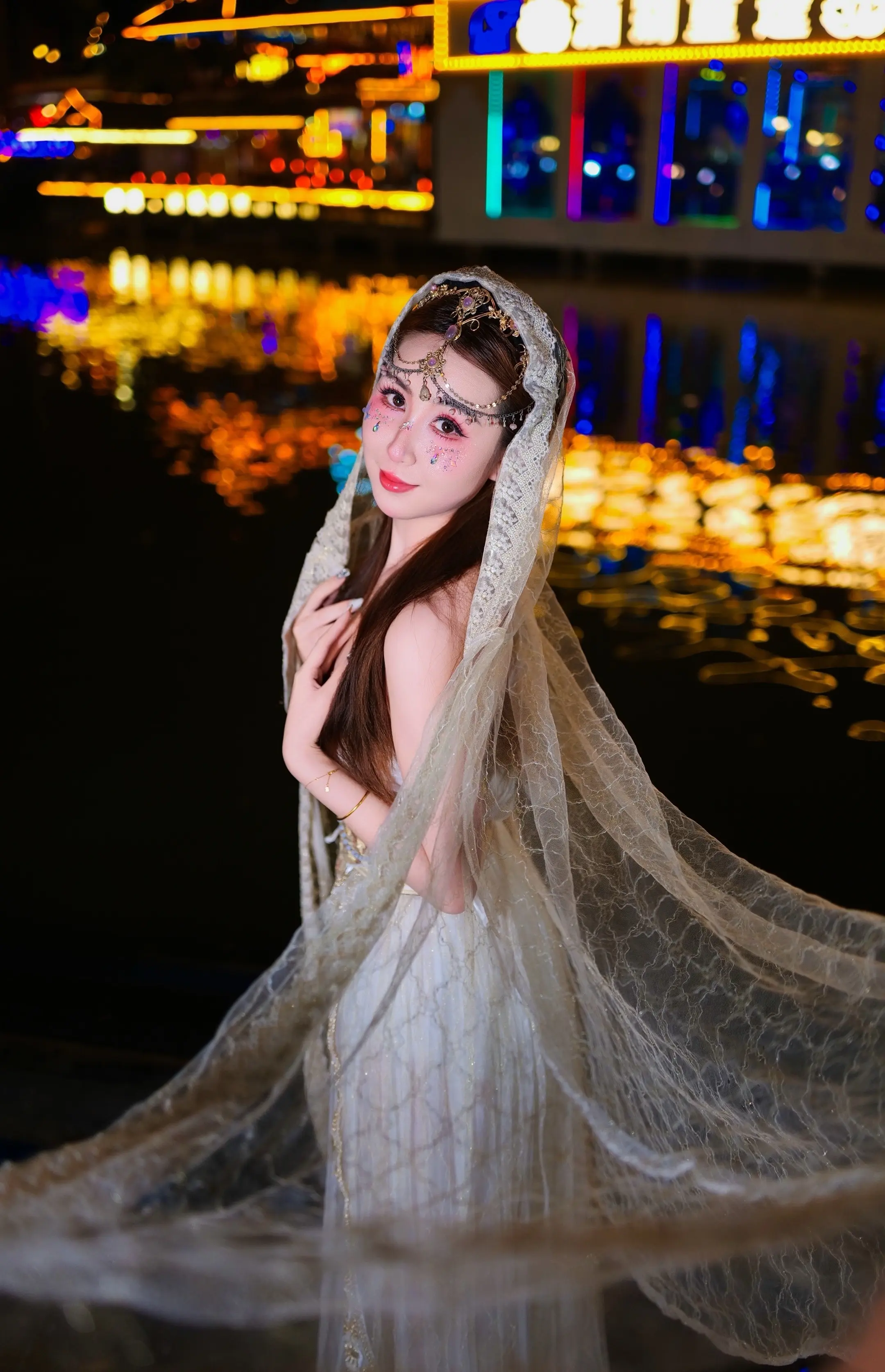 不一定很漂亮  但一定要尝试各种快乐