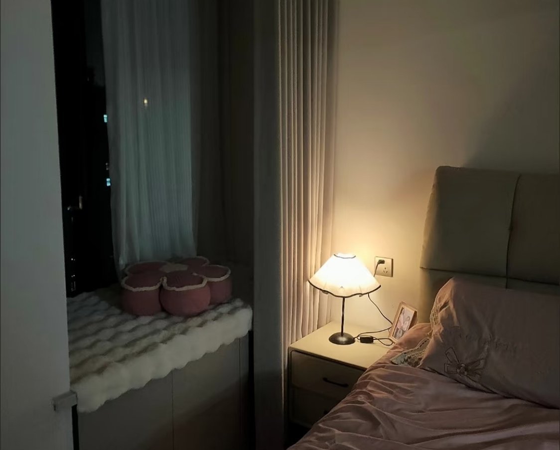 手机最好玩的三小时 那必须是晚上！而且是忙完今天所有工作、可以无脑！玩手机的时候