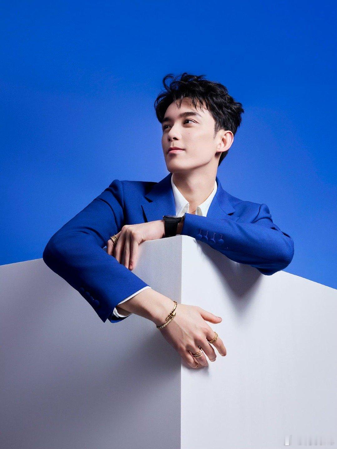 今天吴磊生日，生日快乐，通过《东极岛》看到了他表演上更多的可能性，他在做演员的道