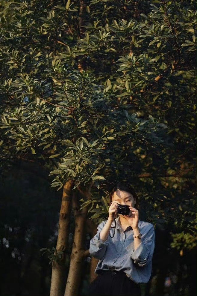 你怎么爱你自己，就是在教别人怎么爱你。——露比·考尔 