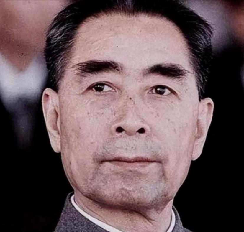 🌙周总理唯一的儿子，却隐瞒真实身份40多年，直到总理去世后才被人知晓，更不可思
