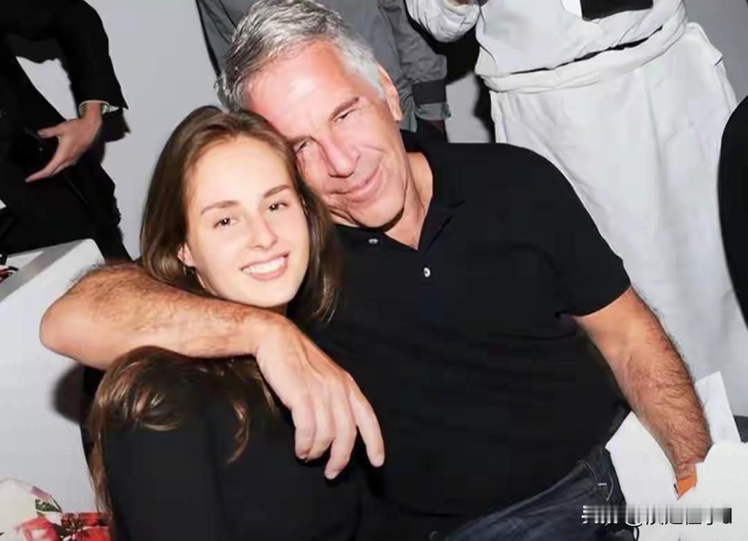 爱泼斯坦文件牵出美精英对华偏见 科技超车戳中其痛点
 
网传爱泼斯坦文件涉华辱称