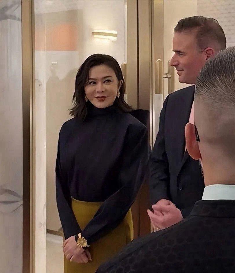 谁能相信这是63岁的关之琳！ 