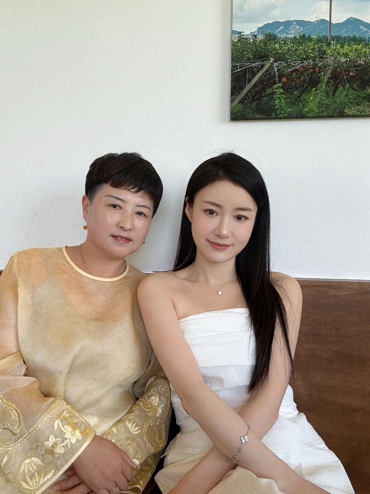 妈妈是美人 岁月不要伤害她 祝我的妈妈生日快乐🎂