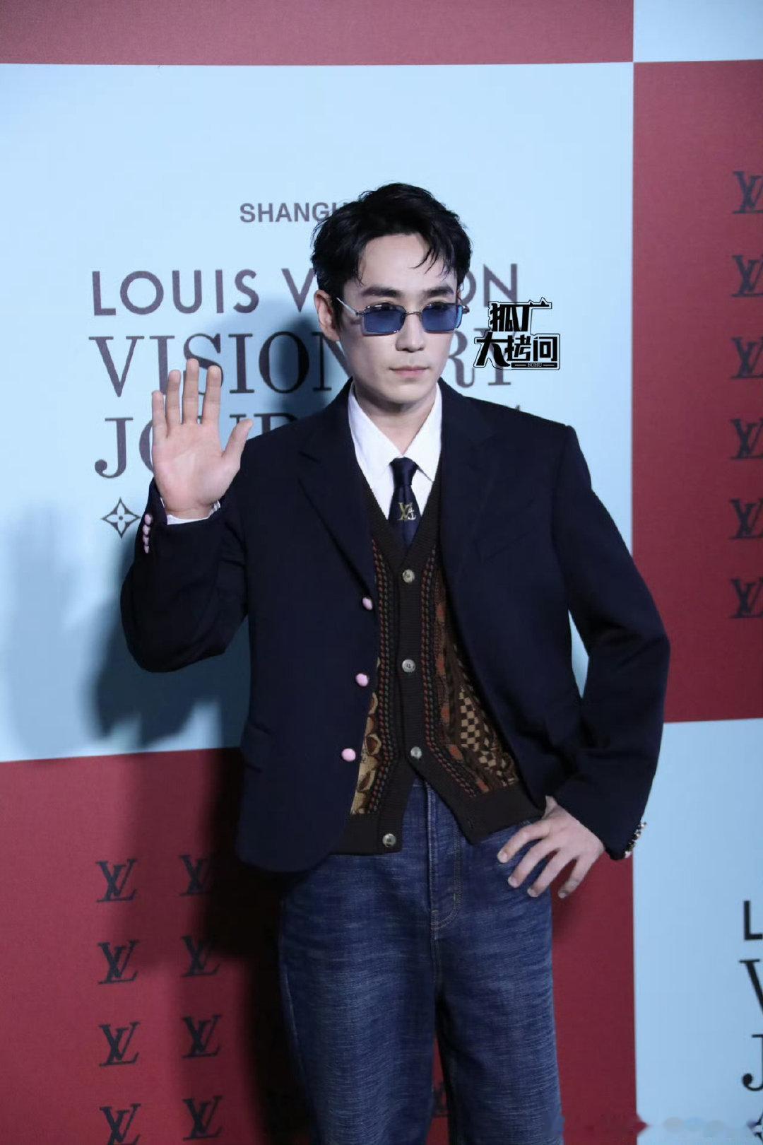 LV大秀 男明星红毯生图直拍：朱一龙、王嘉尔、王鹤棣、龚俊、白敬亭、林一、王楚钦