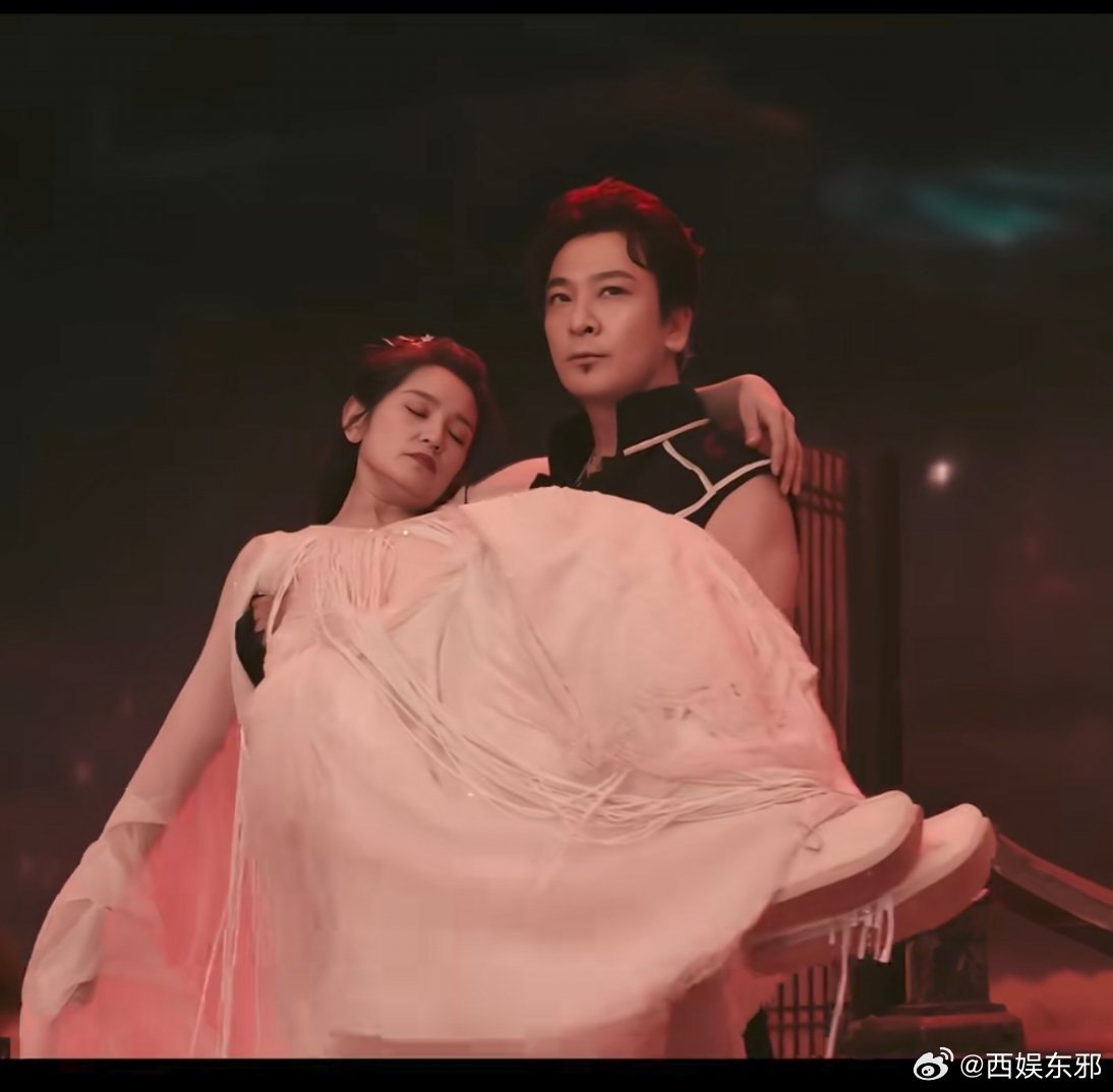 赵吏回归赵吏回来了灵魂摆渡十年赵恒之确实长的再像也不是赵吏！！赵吏一出现安全感满