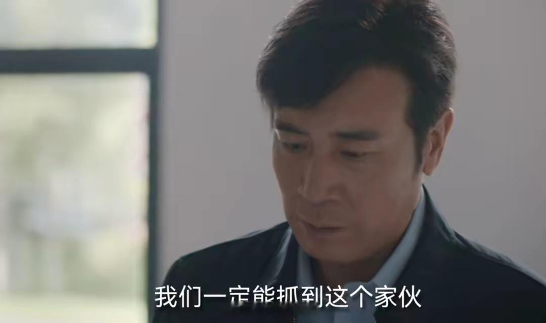 我是刑警A级重犯300万张悬赏秦川带领一线民警，不怕苦不怕累，连轴转，终于从这些