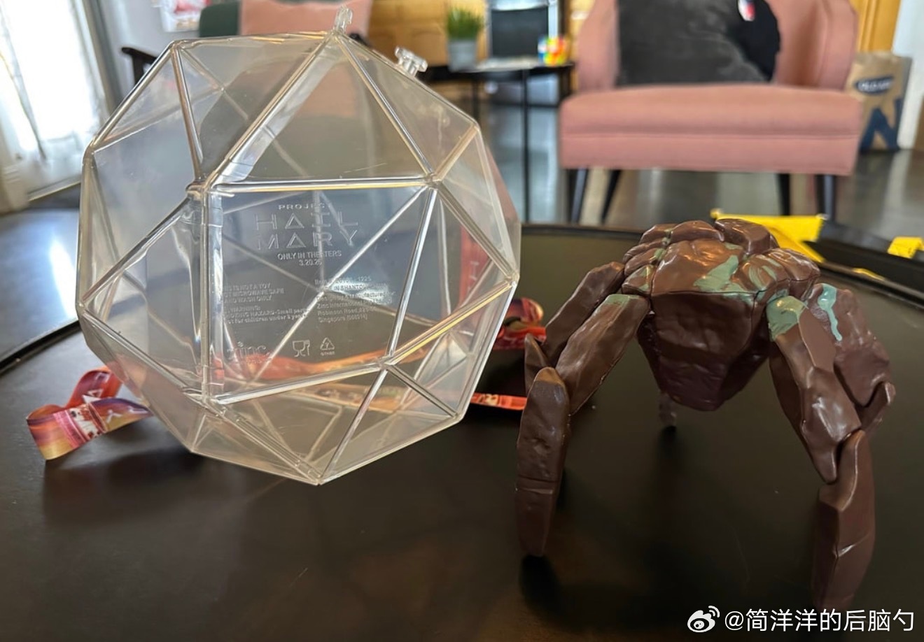 瑞恩·高斯林《挽救计划》的部分影院爆米花桶，看过电影就一定会想要拥有的程度！ 