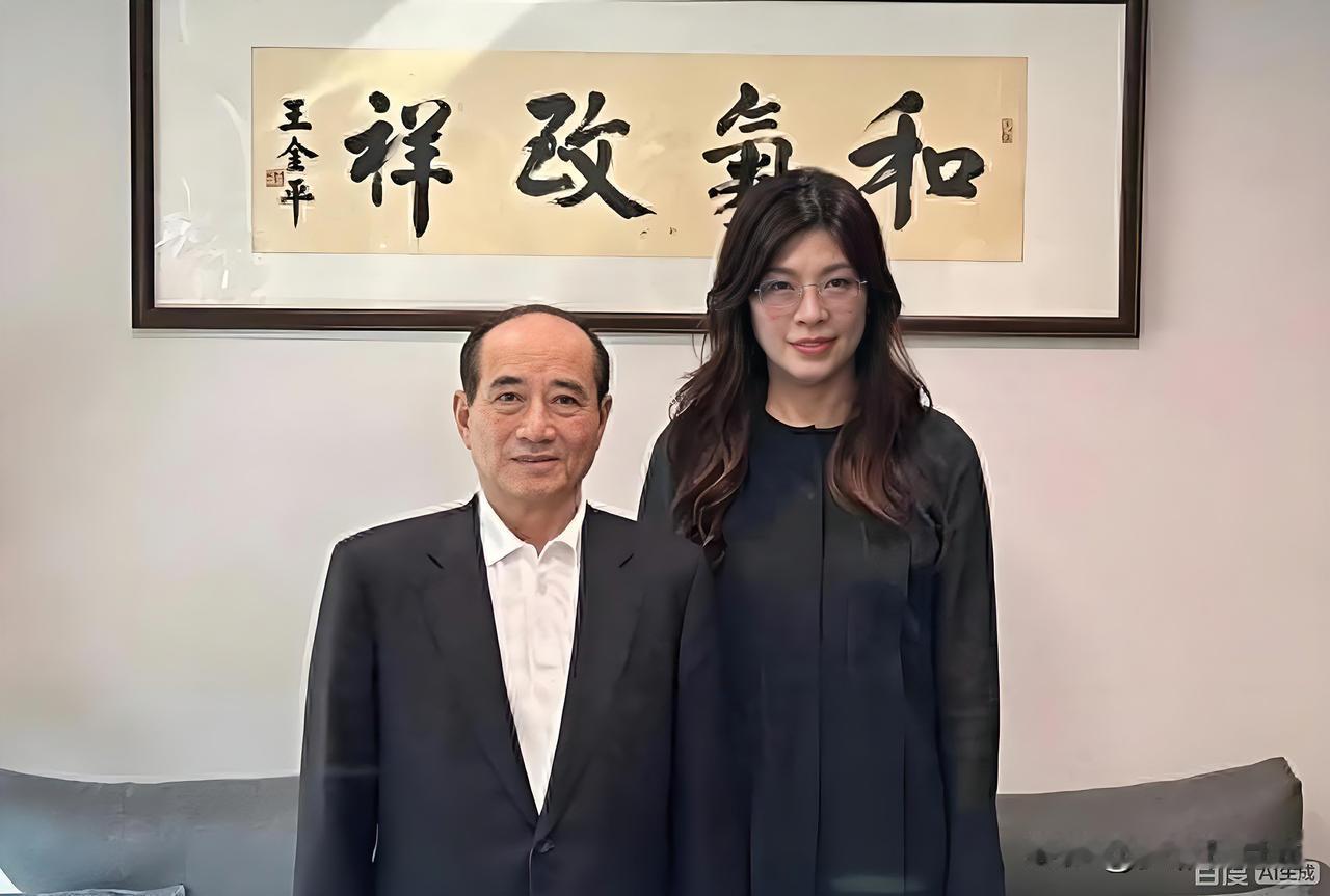 团结增实力！郑丽文启用王金平，教科书级政治资源整合
 
2025年末台湾政坛这步