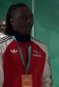 廷贝尔、厄德高和埃泽都在温布利球场！阿森纳vs曼城 联赛杯 阿森纳