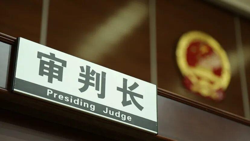“家家有本难念的经！”广州番禺，三姐妹的父亲去世后，她们在一起商量，主动放弃父亲