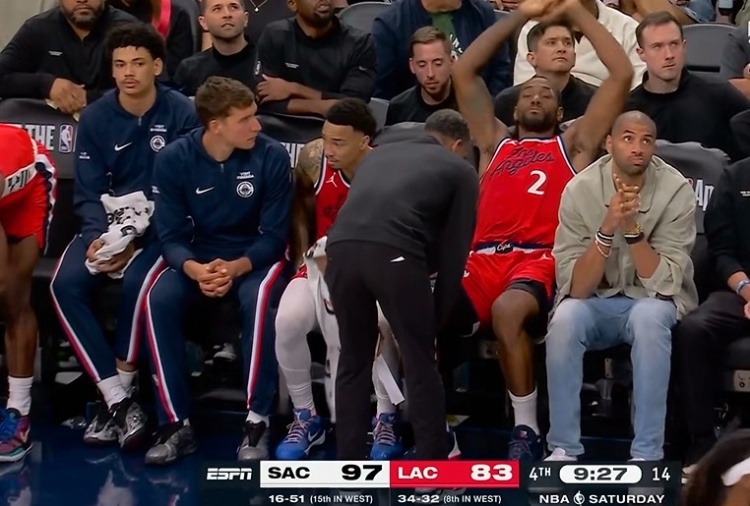 小卡脚踝受伤 ，退出今日比赛！国王vs快船