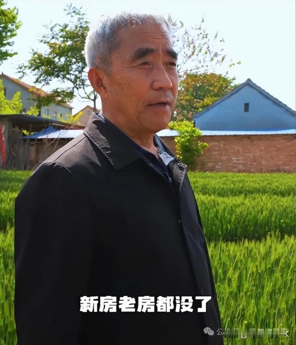 全网都在关注网红。河南籍的麦小登盖房事件。邻居可以起三层，他连一层都迟迟盖不起来