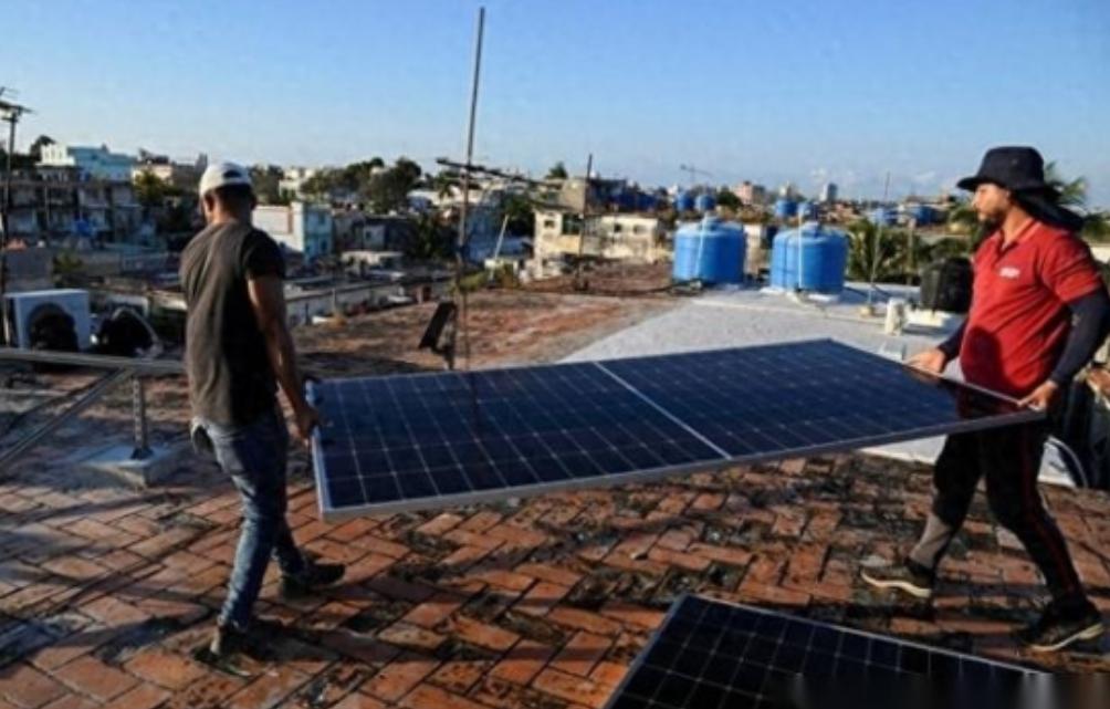 万万没想到，把古巴从每天停电二十小时的绝境里拉出来的，不是哪国的运油船，而是中国