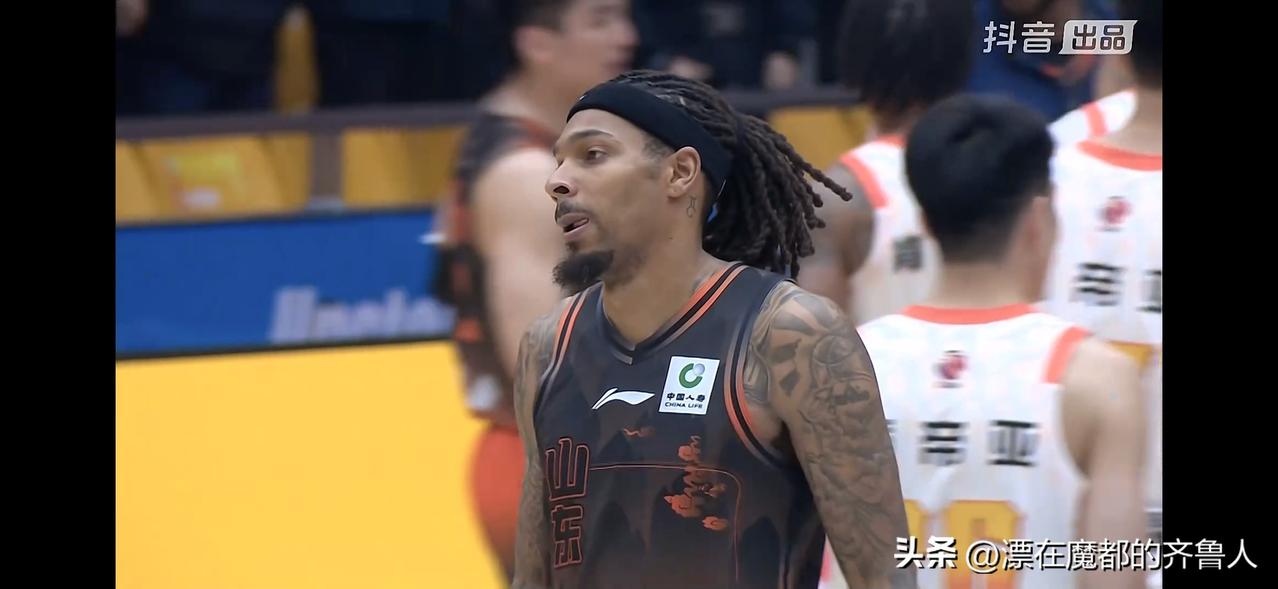 高速113:104惊险复仇江苏肯帝亚！
本场比赛高速男篮赢球有以下几方面因素：