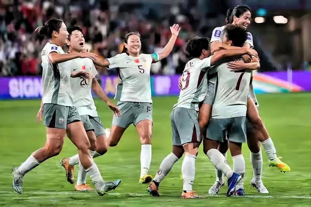 王霜缺阵，中国女足如何冲击亚洲杯决赛？
 
女足亚洲杯半决赛，中国女足迎来与东道