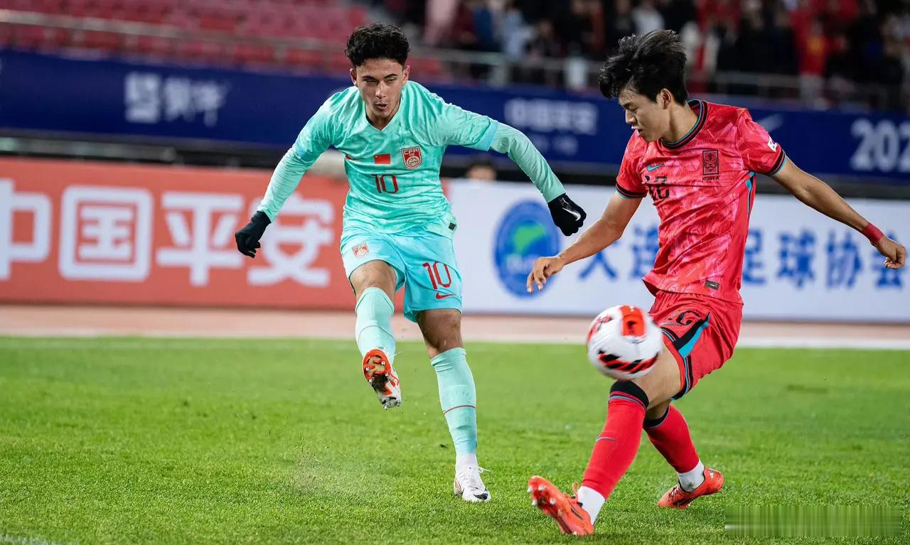 U17亚预赛最后一轮，中国队2-2战平韩国，整场比赛中国队都占据优势，这在双方近