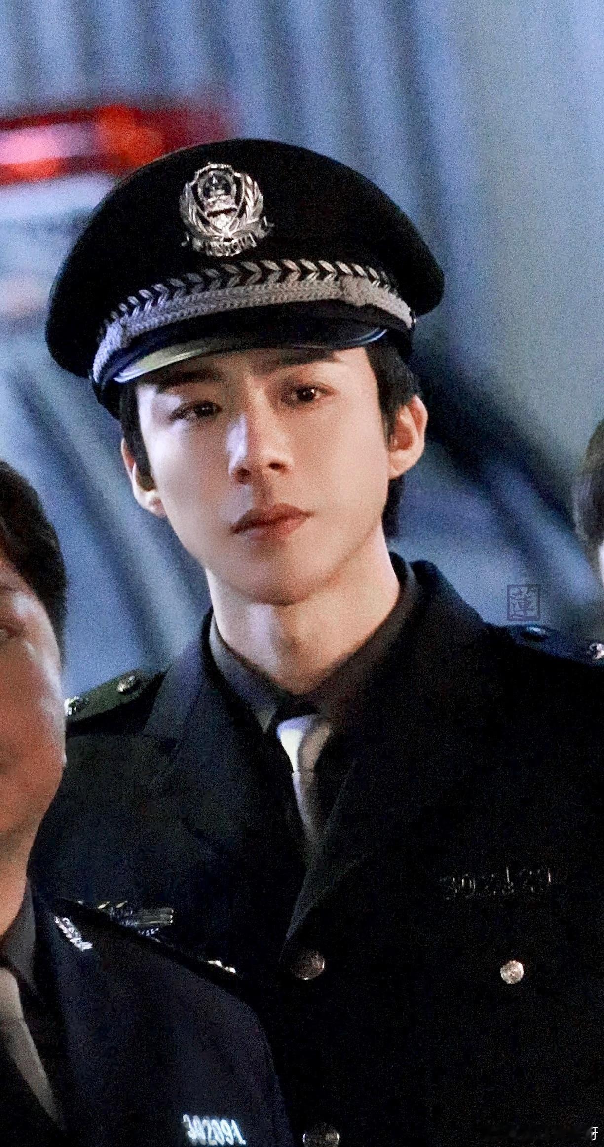 摩登兄弟  刘宇宁 周一早安哥哥，又是新的一周啦，继续加油今天仍然是阴天，可能还