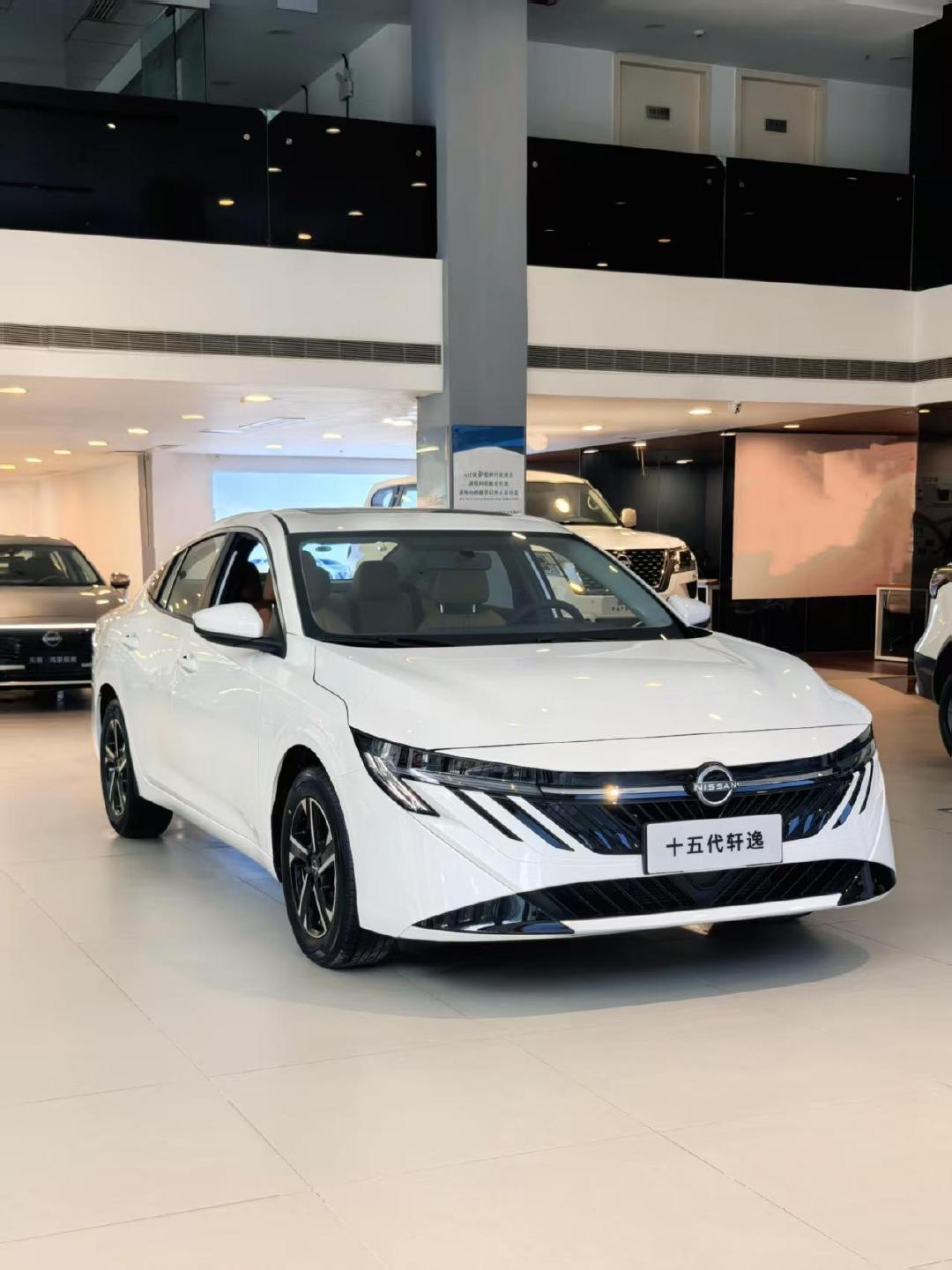 搭载了Nissan Connect超智联系统，能用手机APP远程控制空调、查看车