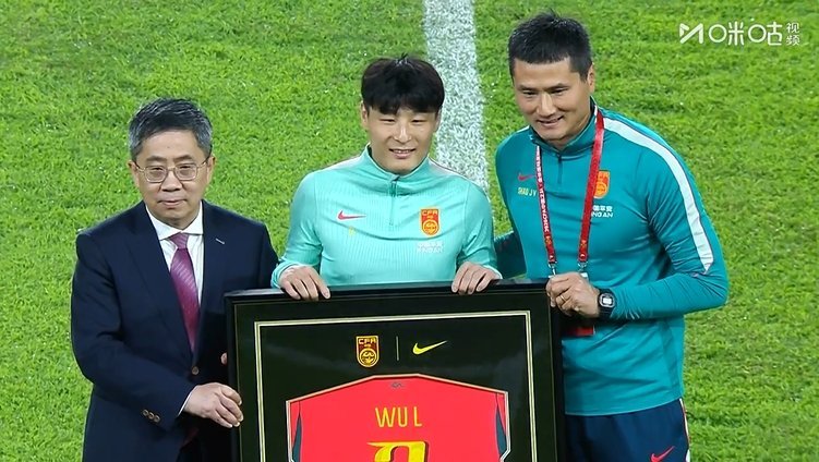 国足vs泰国 硬凑的百场
