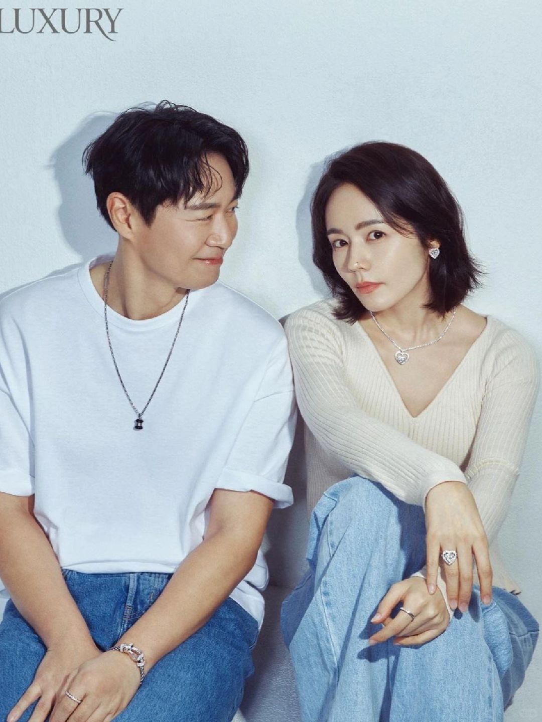 韩佳人 X 延政勋 结婚19周年，情侣双人海报