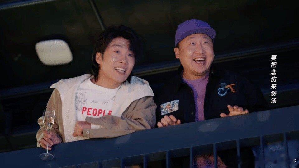 网吧都已经进化到能开live了 谁看了不说绝！网咖进化成live house，裴