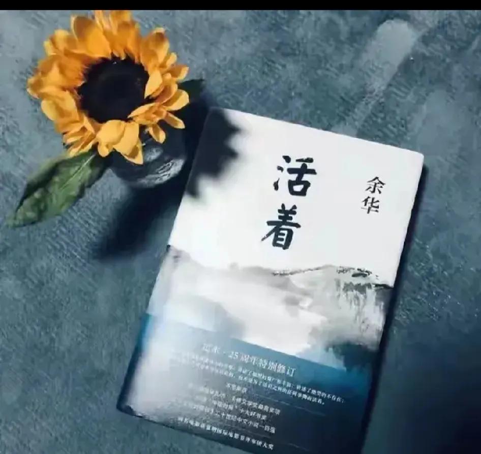 那个爱而不得的人把你拉黑了，你还会继续纠缠吗？

如果你还是想通过各种方式联系她