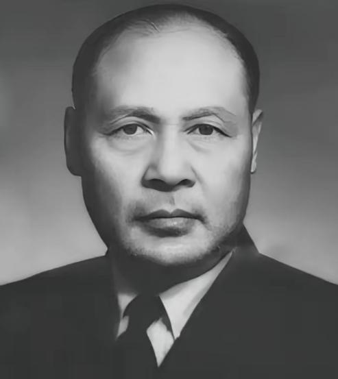 1949年10月1日，杀害我党300多条人命的杨虎，登上了天安门，参加开国大礼，