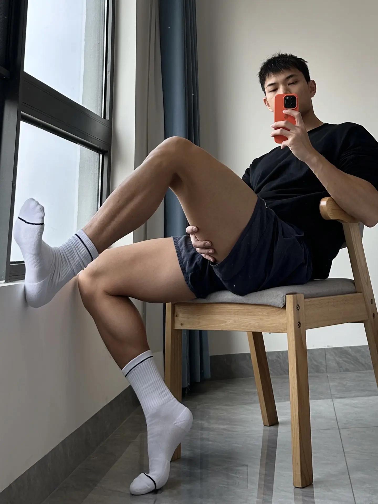 第一张的动作直男是不会的[doge] 