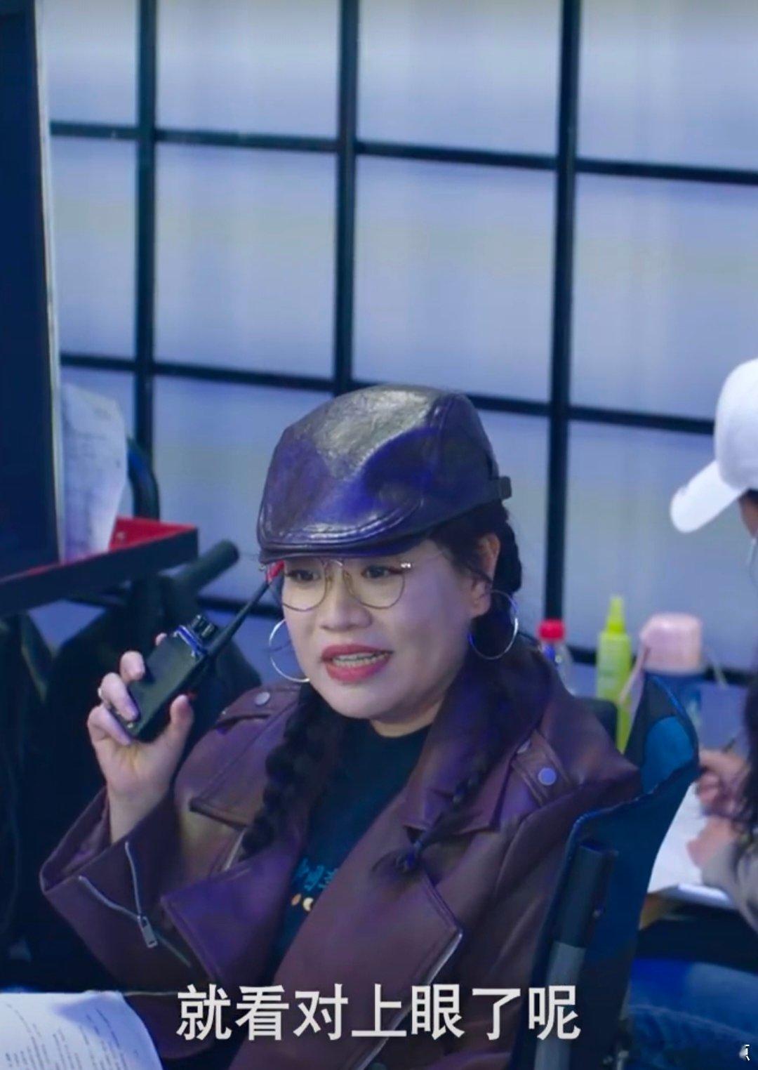 于谦闯入短剧赛道了大爷与有爱 职场卷不动了？来于谦的短剧充充电！退休大爷的花样人