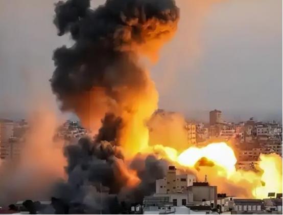 当地时间2月28日上午，美国与以色列联手对伊朗发动军事打击，短短40小时内，中东