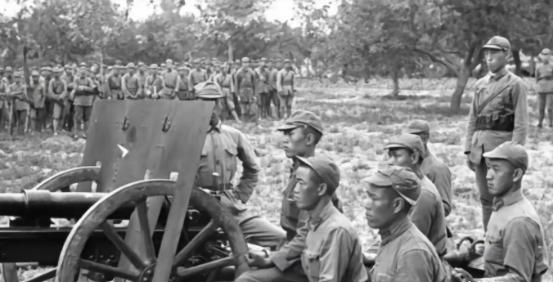 1942年秋，鲁中一名沉默的团长，在“拉网合围”绝境中截获伪军密电，决定伏击日军