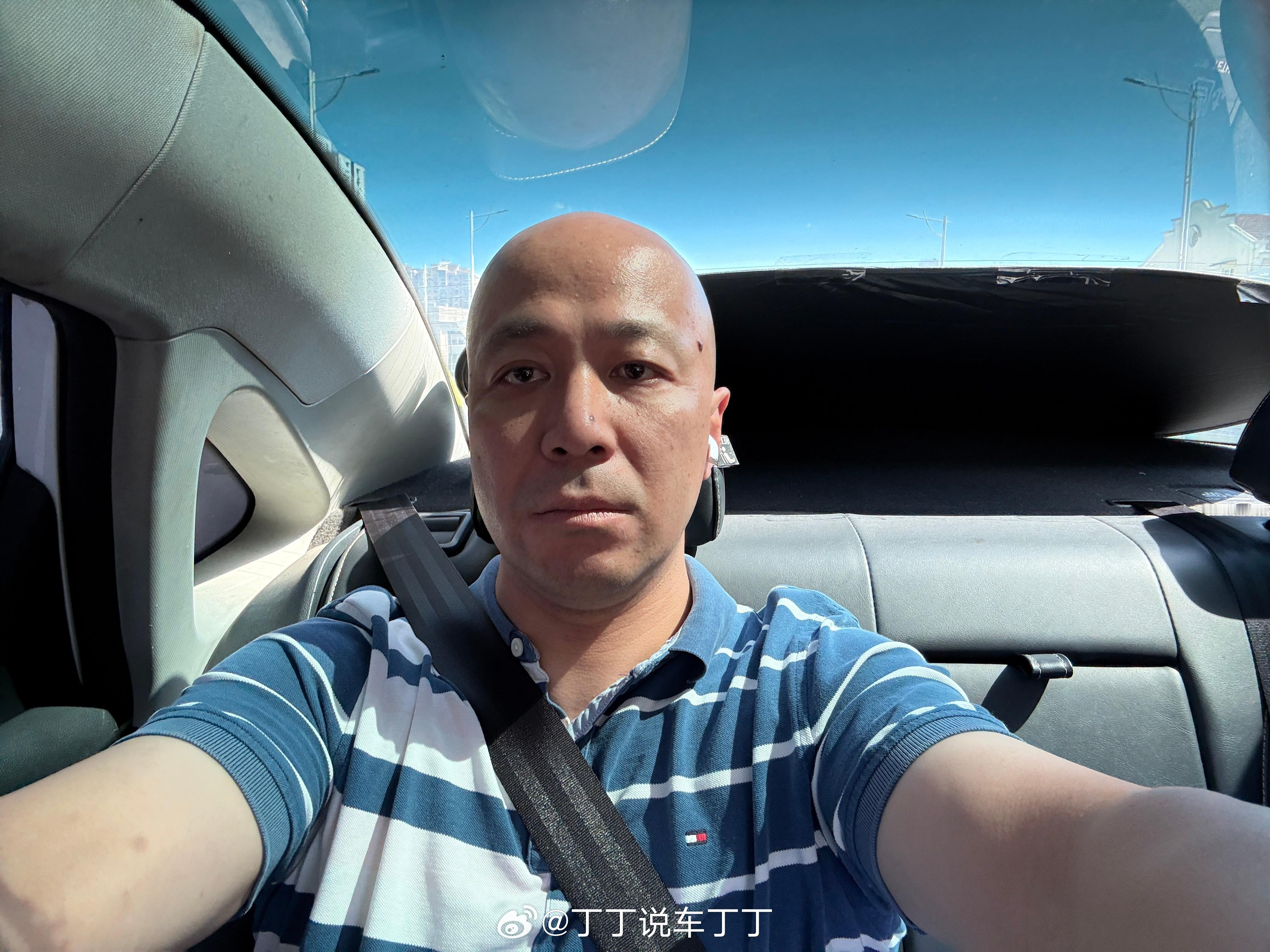 打了一台滴滴，太晒了[二哈]没成本做好天幕的车，真别凑热闹！！[允悲] ​​​