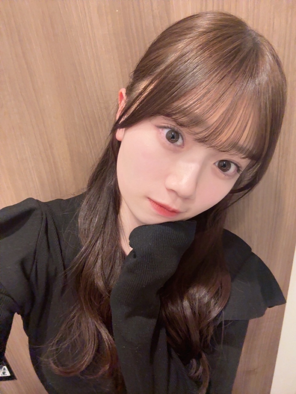 愛宕心響「ハロウィンの仮装、久保さんが選んでくださいました♡高校の時に友達と巫女