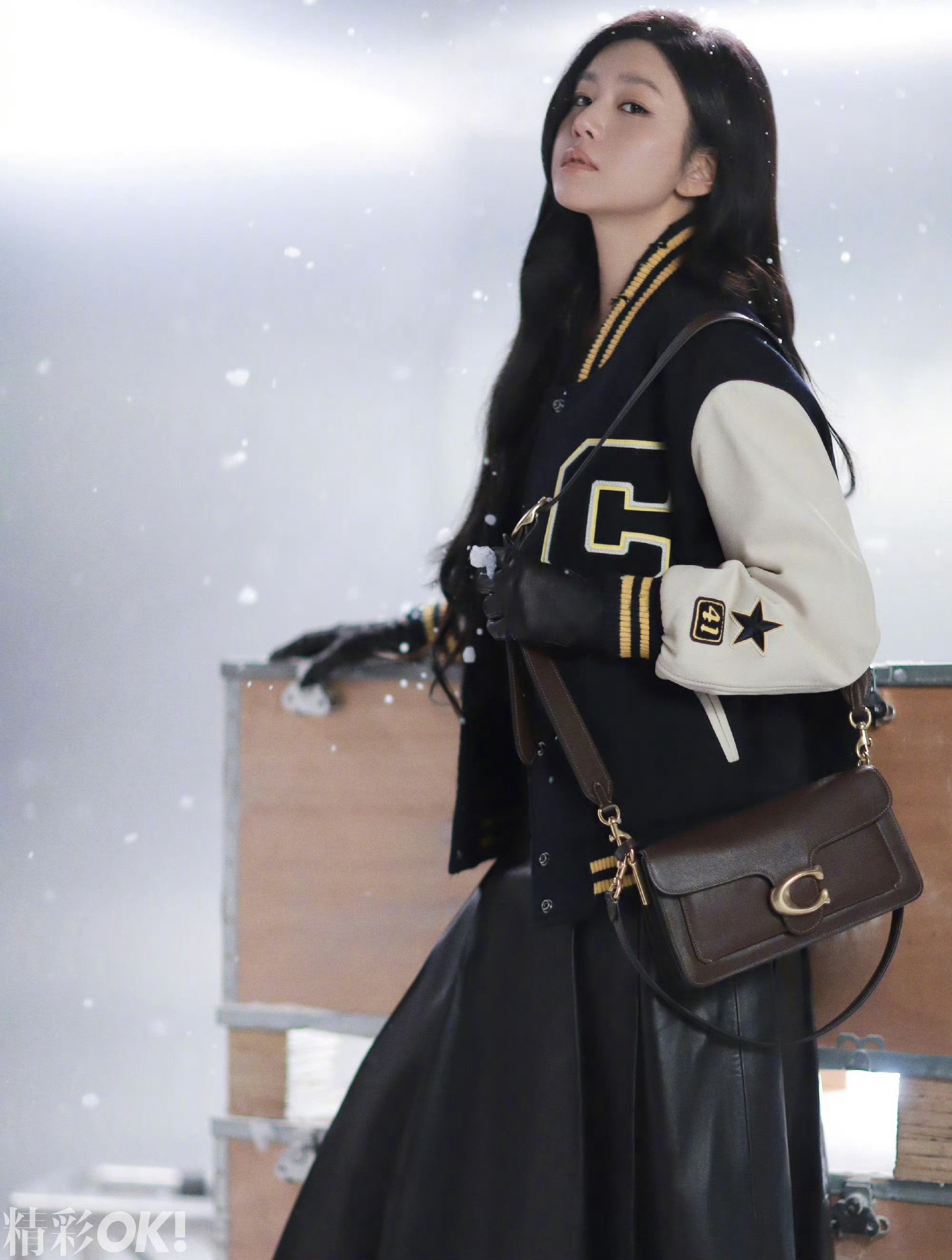 陈妍希银翼幻想封面大片 