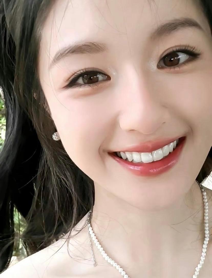 李兰迪怎么变成这样了？好贵好漂亮哇 ​​​