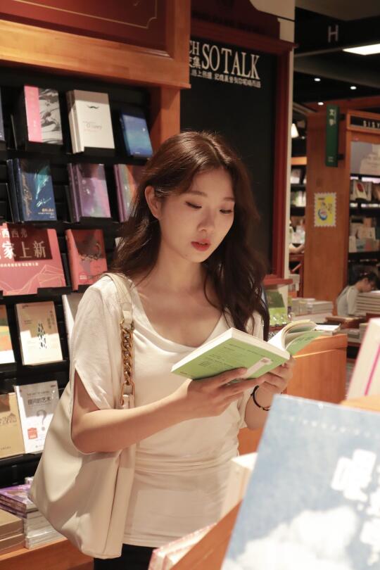 M200拍照｜📷 今天看的什么书？📖（附参数）