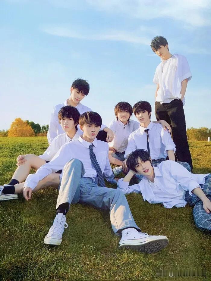 时代少年团2019年8月25日成团，如今已经6年了，曾经的孩子们也都成了少年。如