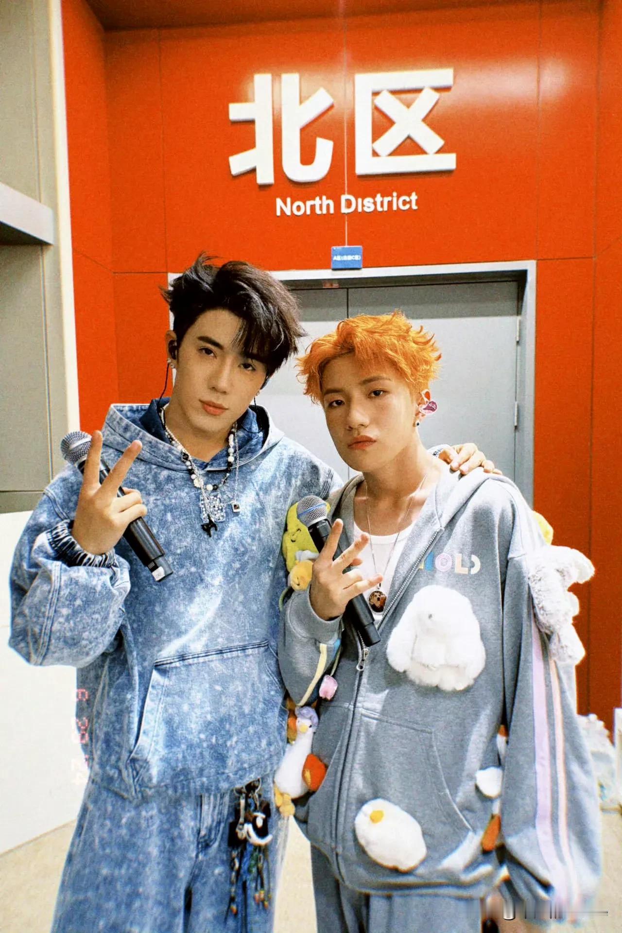 8月27日，王一珩迎来他的20岁生日，祝我们的王多多生日快乐呀。在生日之际，王一