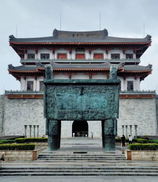 中国293个地级市之揭阳，揭阳历史悠久，建城可追溯至秦汉时期，是广东最古老的行政