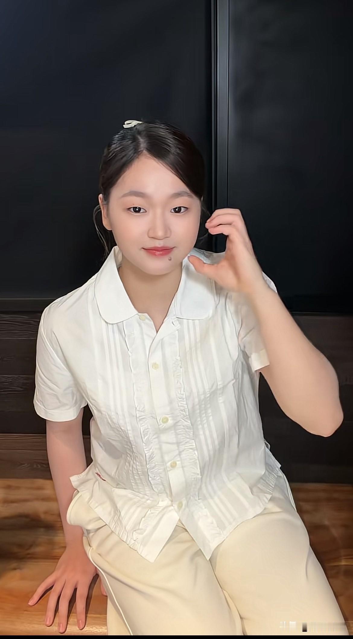 老话说女大十八变，这话真是半点不假！

全红婵晒出了新的视频动态，IP地址显示定