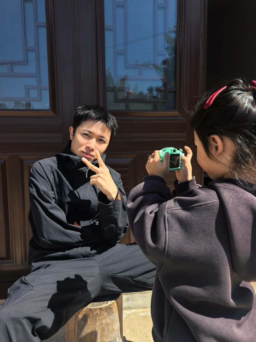 👧：舅舅，我拍的徒步照片你怎么不发呀