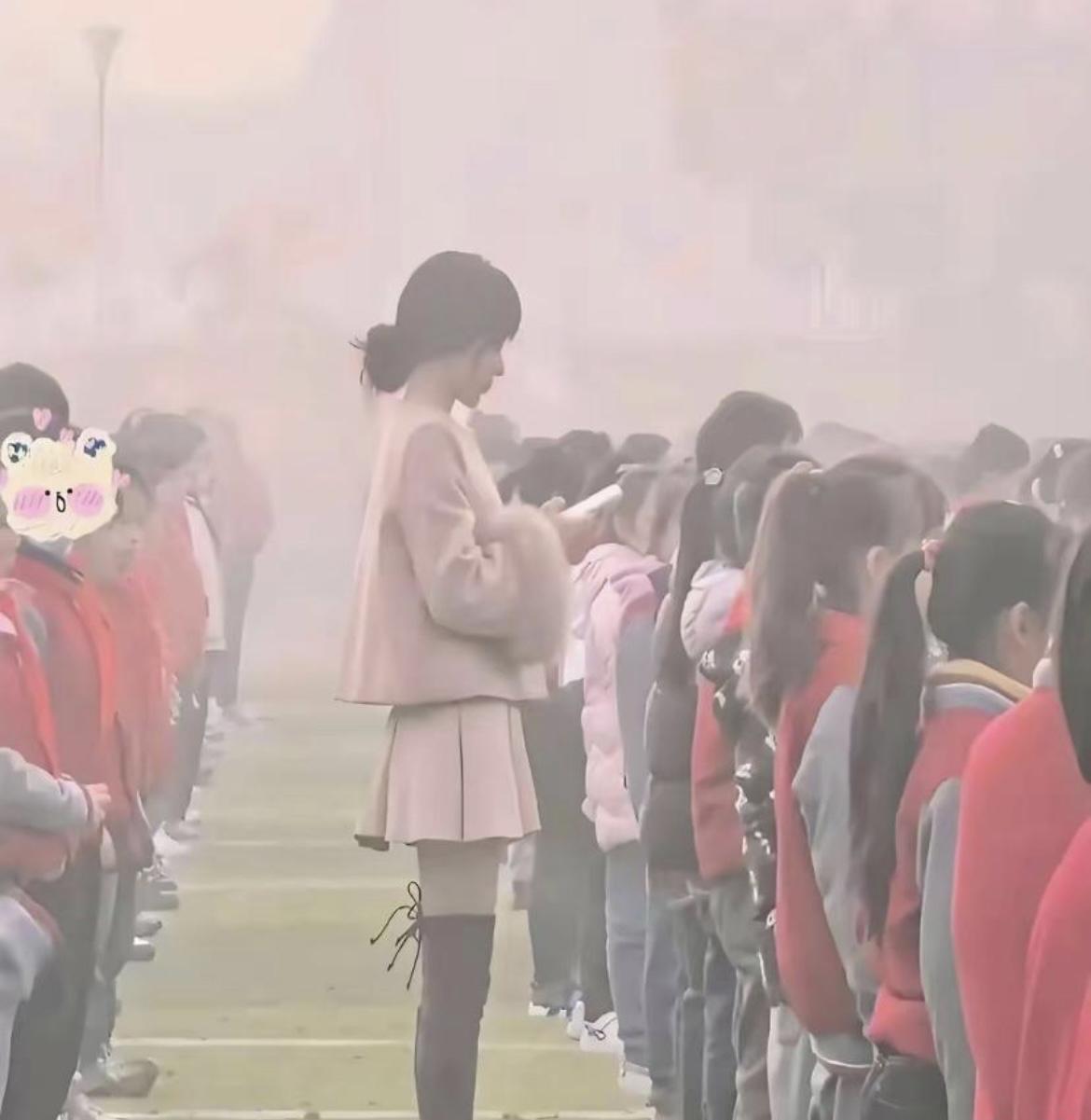 老师穿这样合适吗？[泣不成声]