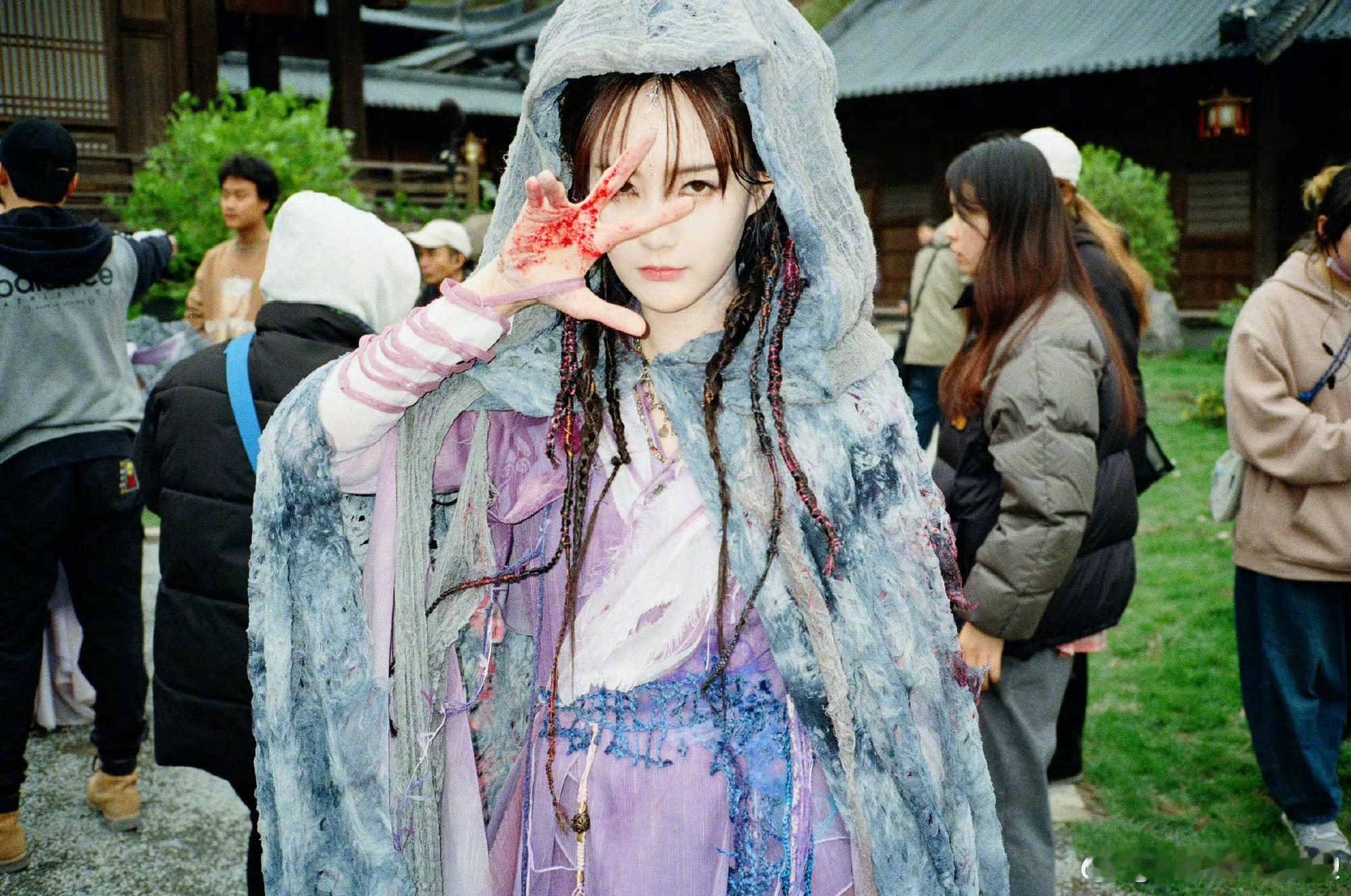 李一桐出蜘蛛侠联系方式郭俊辰秒拍下 李一桐竟拿蜘蛛侠联系方式出来“卖”，郭俊辰手