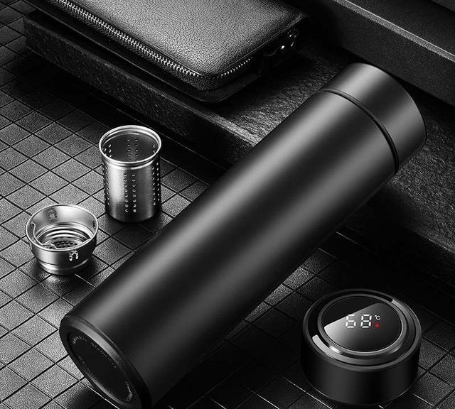 全球40.5%保温杯产自永康！中国工厂为什么只能代工？

浙江永康的工厂里，藏着