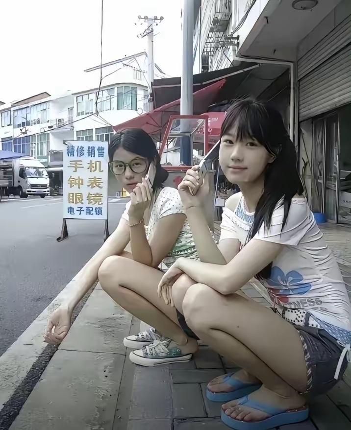 你能通过这张照片猜出是哪年吗？[呲牙]