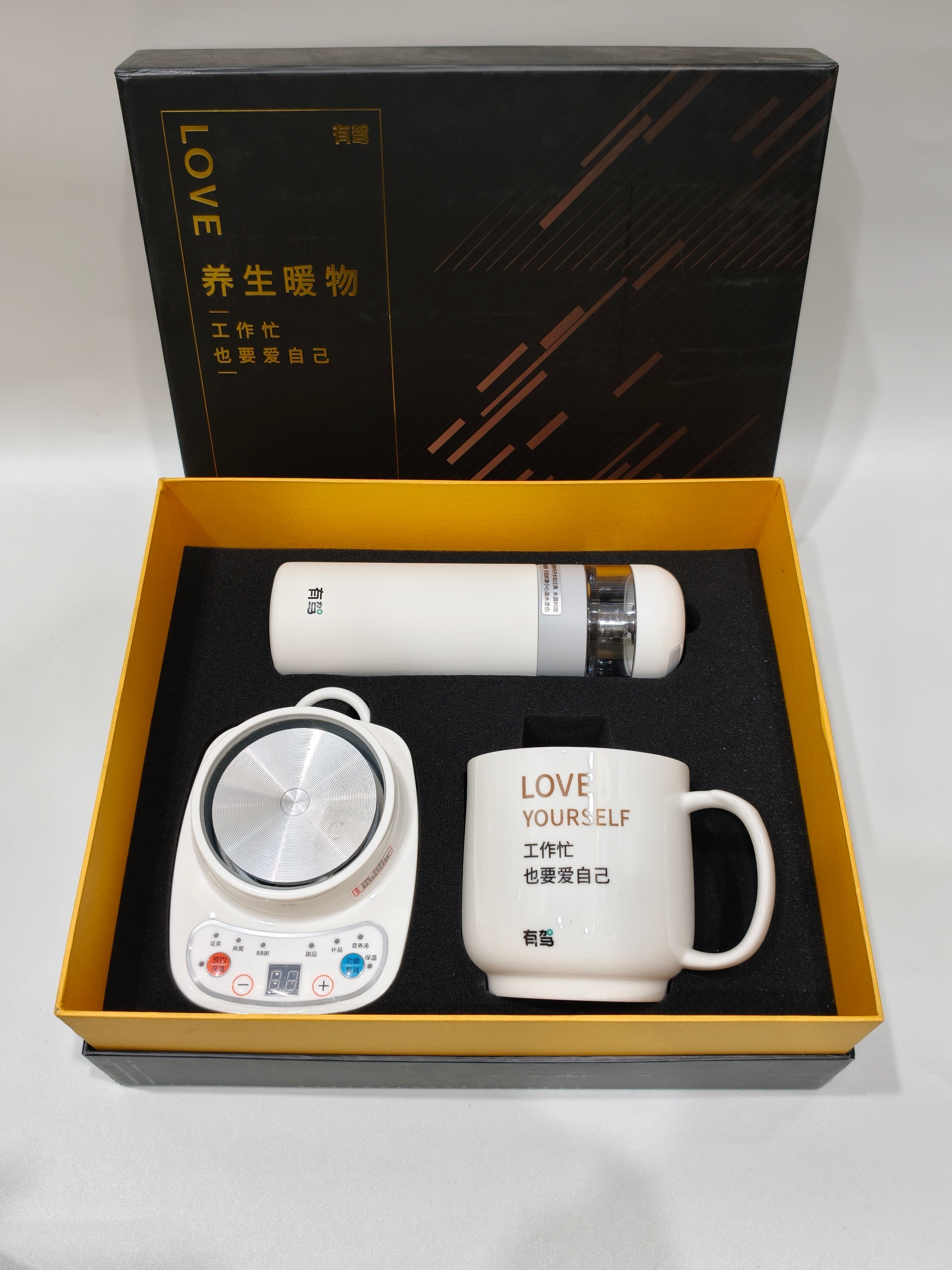 30天模型连送挑战 第206期今天【抽奖】送出的是：百度有驾 智能恒温杯垫 + 